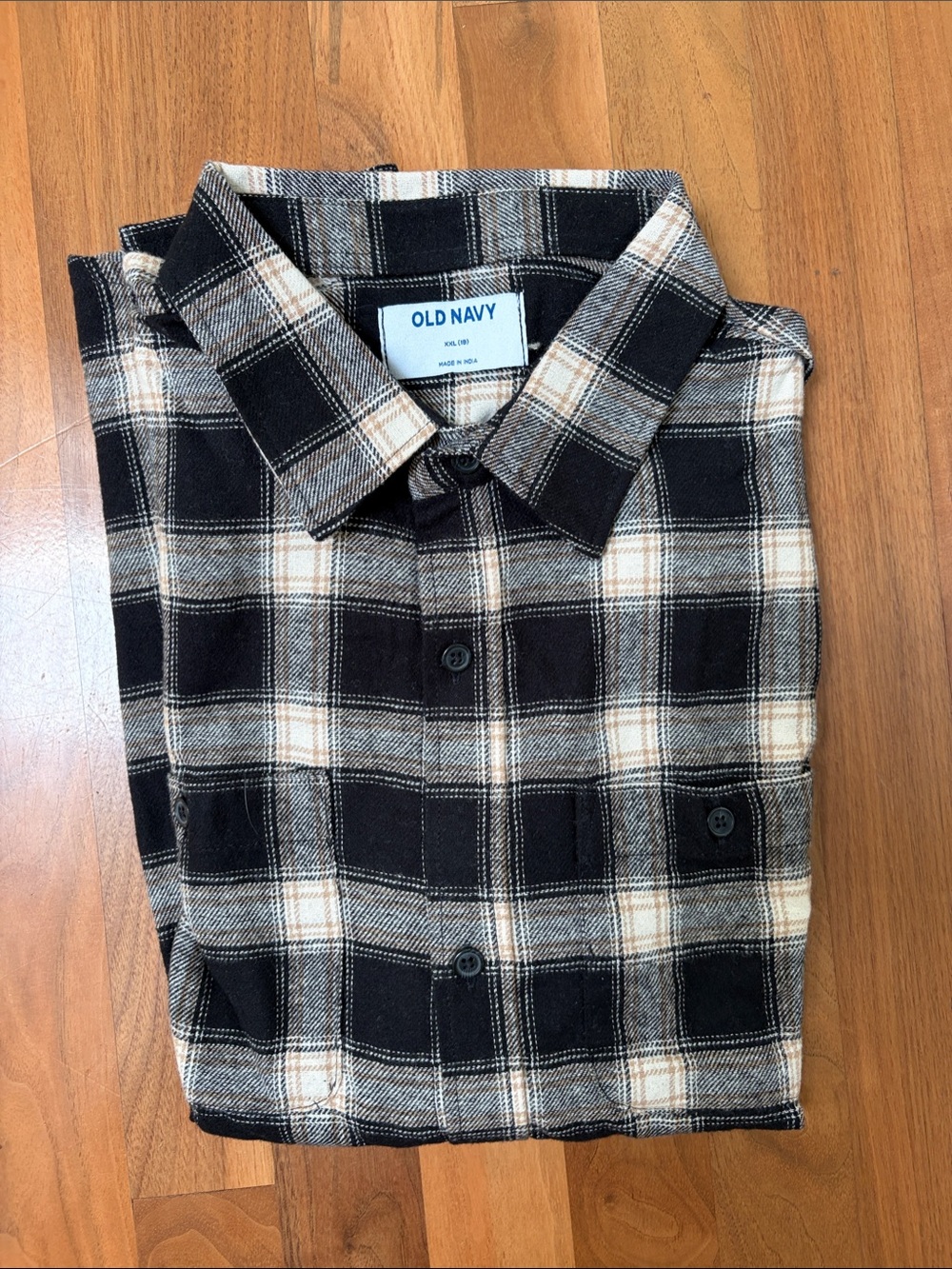 NWOT Old Navy Flannel Black, White, & Cream Plaid Button-Down Shirt - XXL (18)